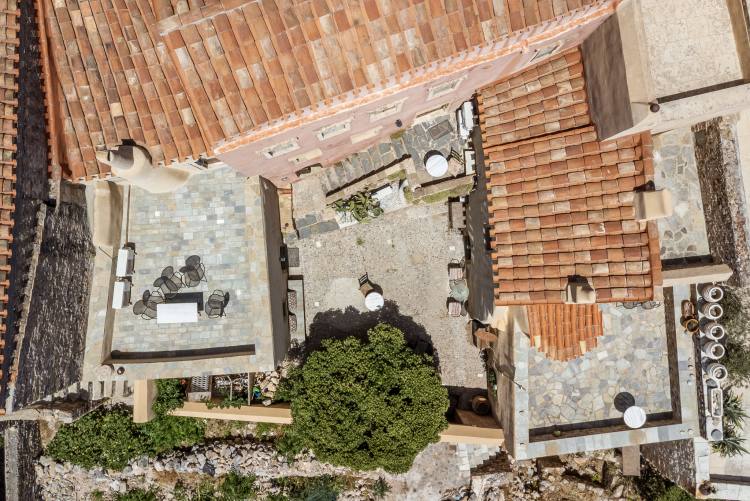 Goulas I - Overview