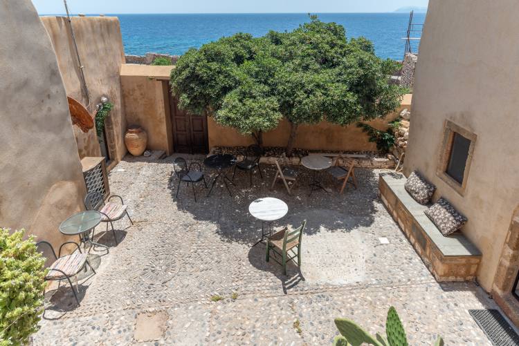 Goulas I - Overview