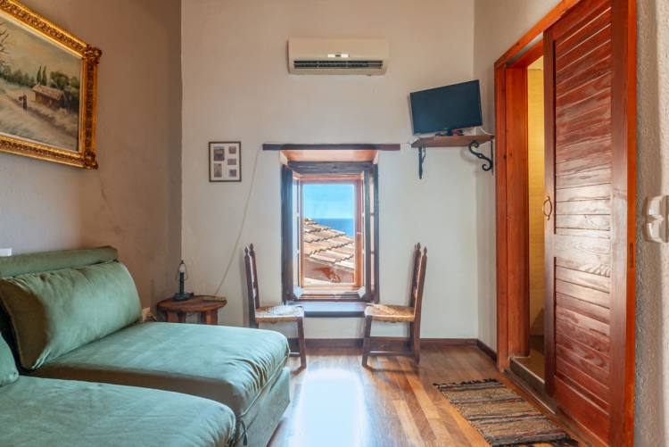 Monemvasia Apartments