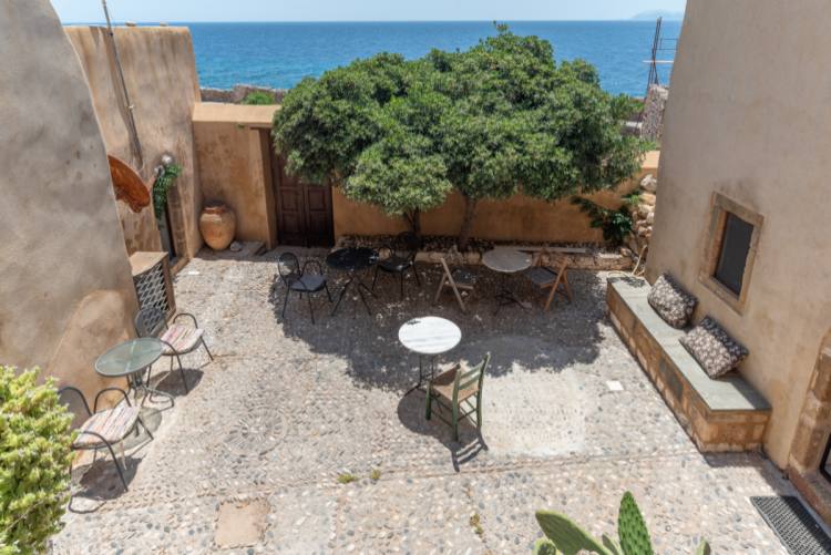 Monemvasia Apartments
